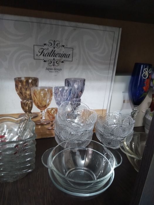 Отдам даром посуду