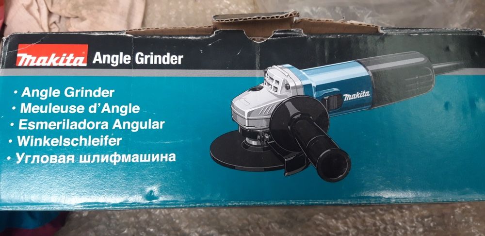 Polizor unghiular Makita 840w