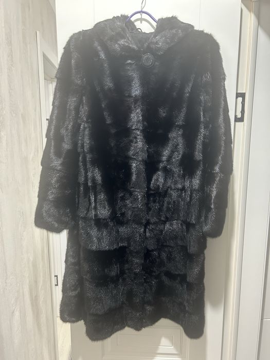 Продам норковую шубу