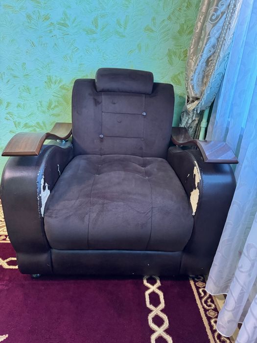 Диван кресло холати идеально озирок кожаси шилинган