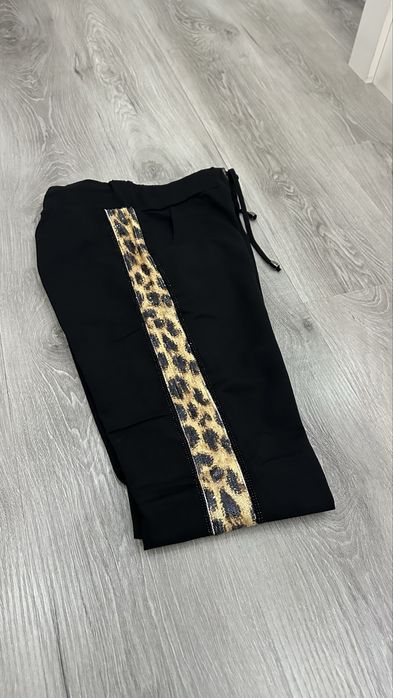 Женская спортивка леопардовый