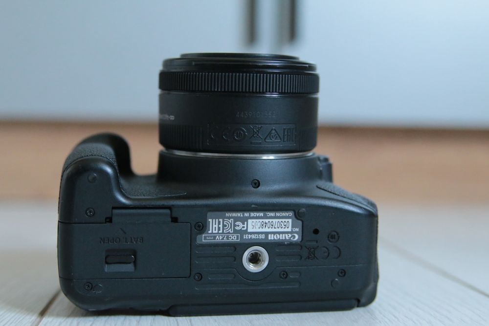 Canon 700D + Canon 50mm STM