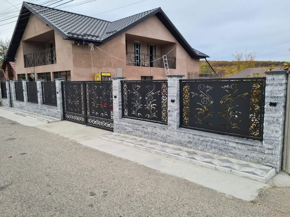 Porti metalice traforate CNC din tablă decupată