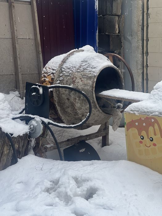Продам бетономешалку