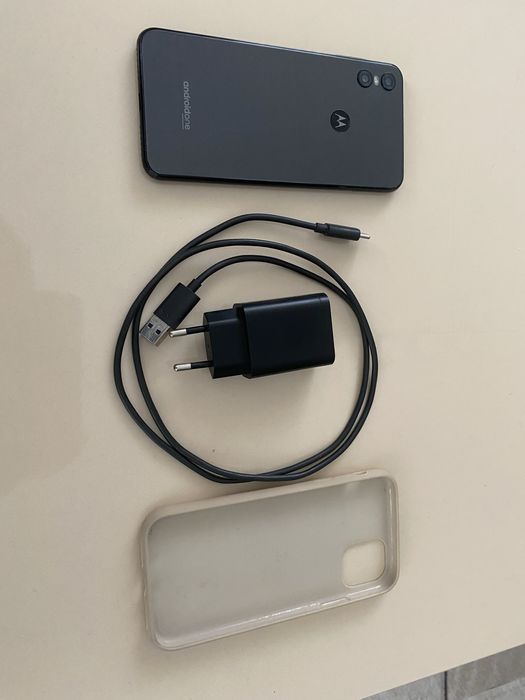 Telefon Motorola one  64