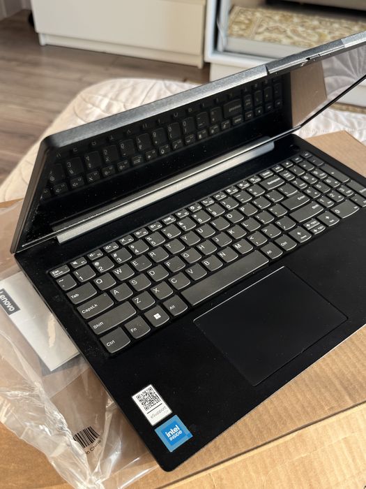 Ноутбук lenovo 256гб