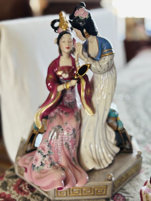 Порцеланови фигури