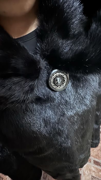 продам норковую шубу