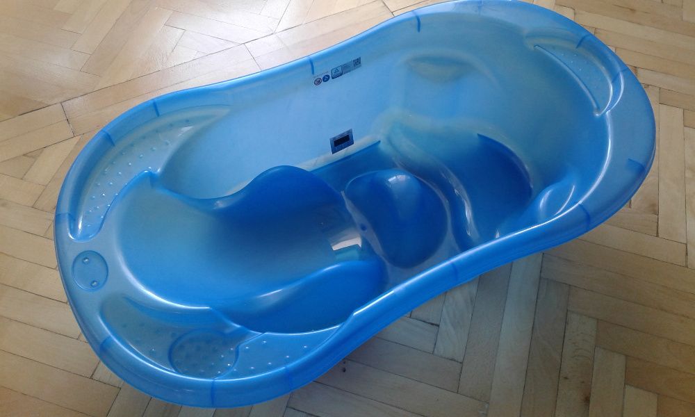 Cadă pentru nou-născut şi bebeluşi cu termometru