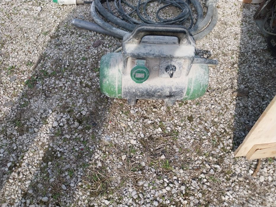 Vibrator ptr.beton