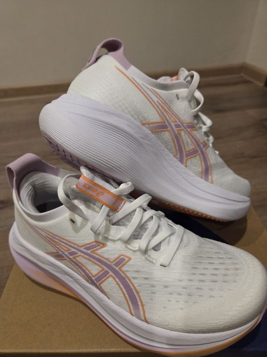Asics gel nimbus 27