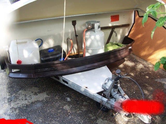 Vând rulota Hobby 400 clasic