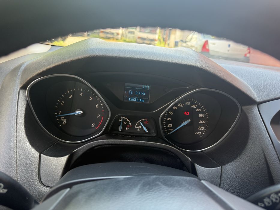 FORD Focus 2014 — imagine 4