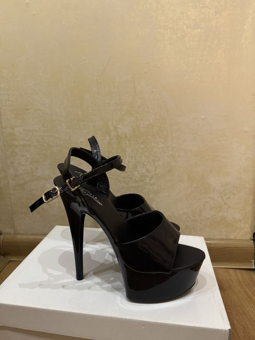 Стрипы новые 37 размер