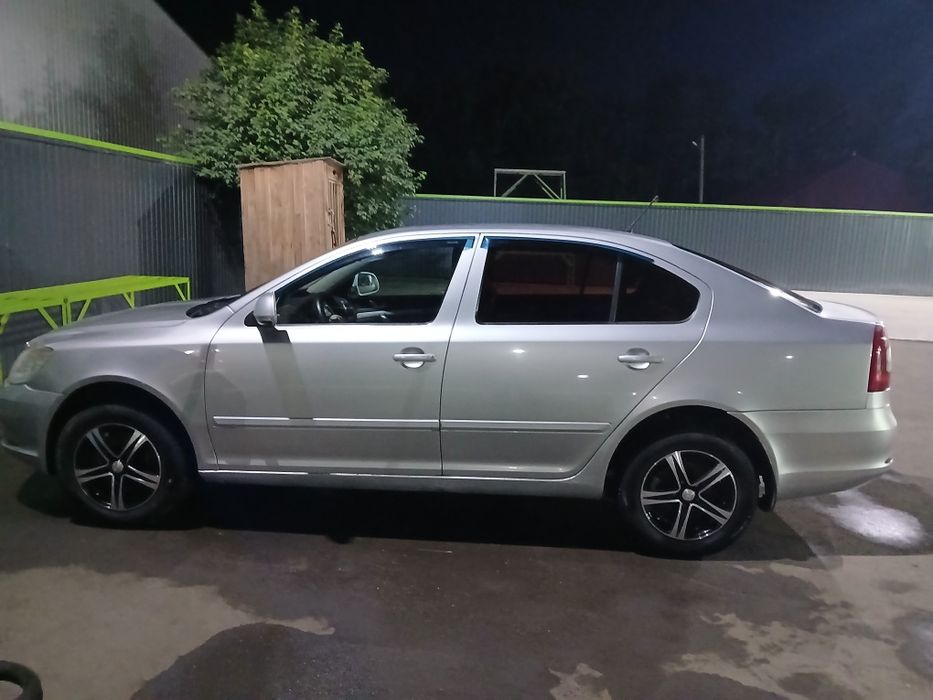 Продам  машину Skoda Octavia