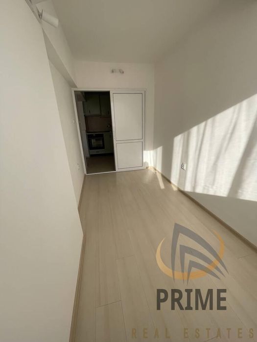 Дава се под наем Тристаен апартамент в Бургас, Славейков - 75 кв.м за 612 € - Снимка #10