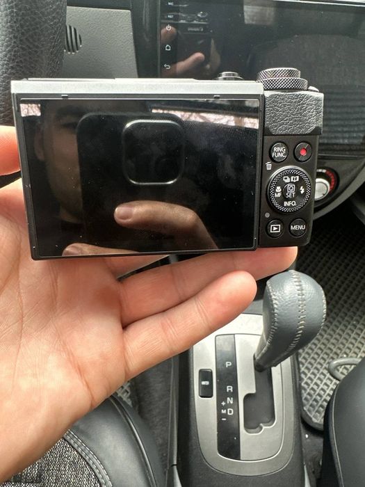 Canon j x7 foto camera sotiladi