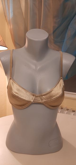 Бельо дамско - нови сутиени - итал. марка, бюстие, боди, бански горнищ