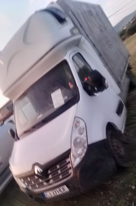 Vând Renault master 3 2017
