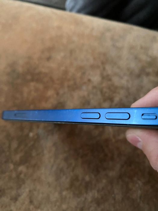 Продам Iphone 12 64gb