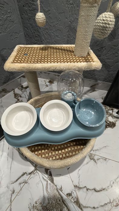 Продам для кошек