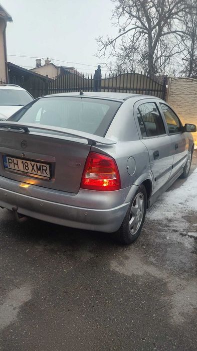 Vând Opel Astra G