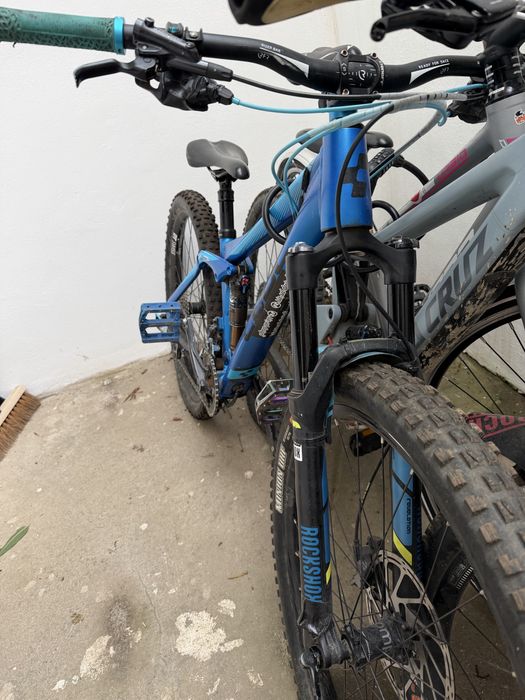 Bicicleta all-mountain Cube Stereo 140 marime S 27.5