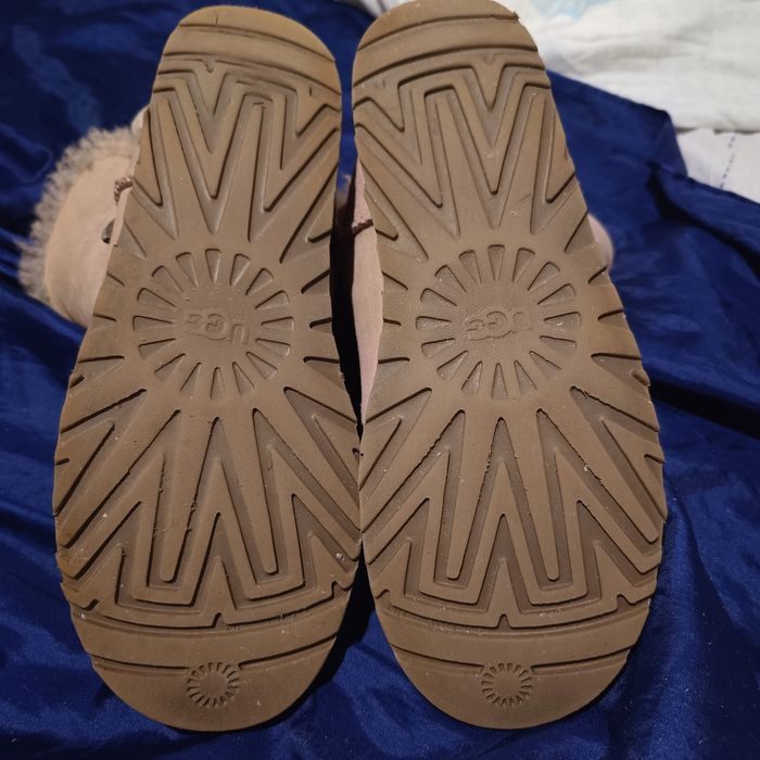 Ghete UGG originale blana naturala 42