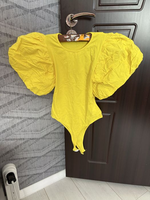 Дамски тениски и топове