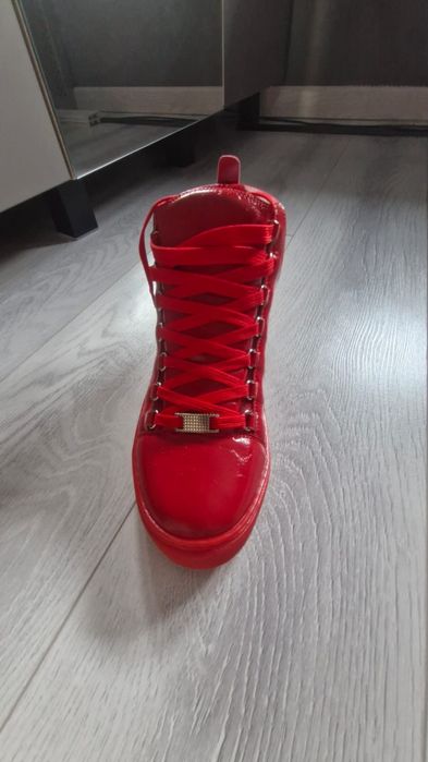 Balenciaga Arena красные