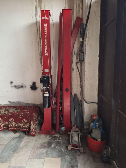 подемник srochna sotiladi 1300$