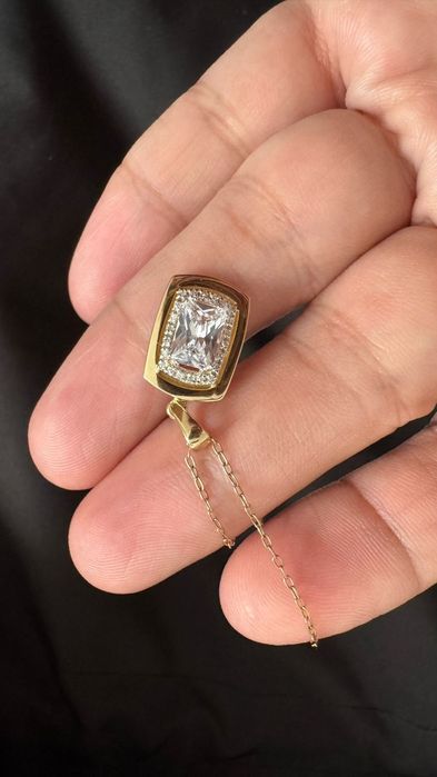 Продаётся цепочка с бриллиантовой подвеской 180.000 тысяч