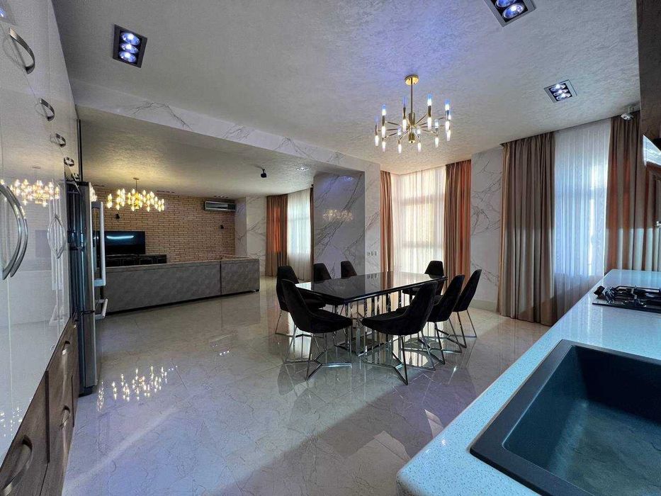 ул.Нукус ГорГАИ ЖК Elegant 3-комн 6/8 184 м² 2 с/у евроремонт меб/тех