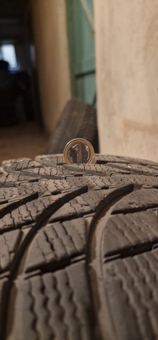 Зимни гуми 235 60 18