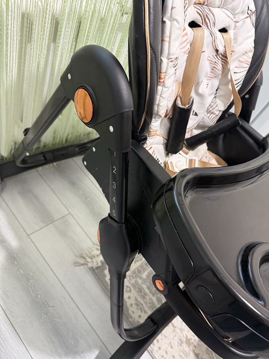 Продам детский стульчик для кормления