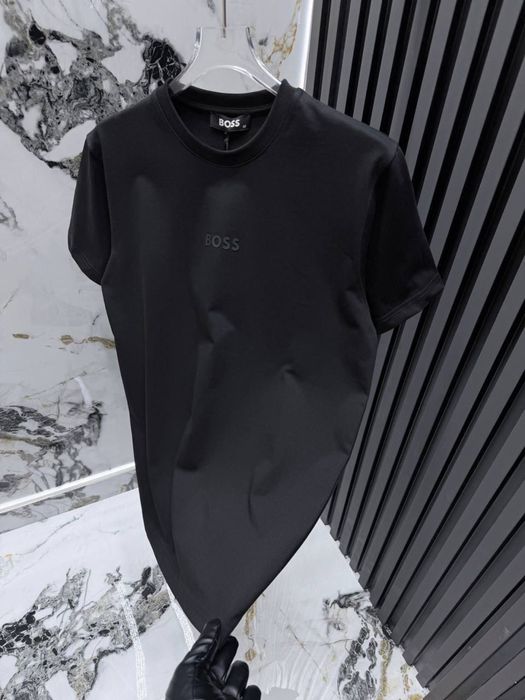 tricouri barbati hugo boss