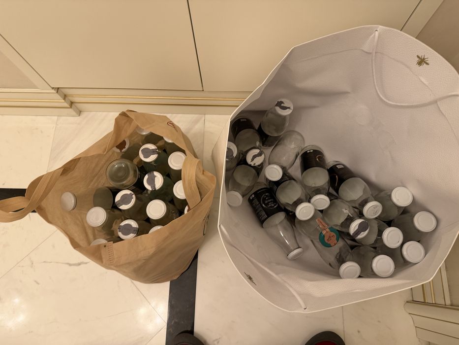 Стекло бутылки от молока