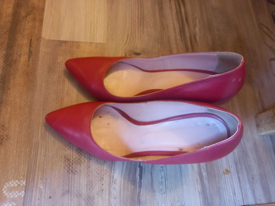 Pantofi rosii nr 40 din piele