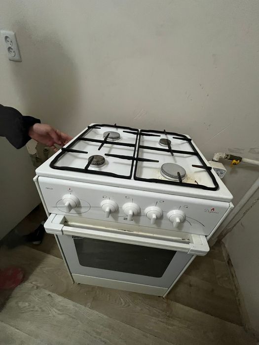 Газовая плита б/у