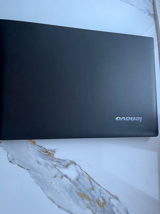 Lenovo G50-80 (i5 / 1TB / AMD)