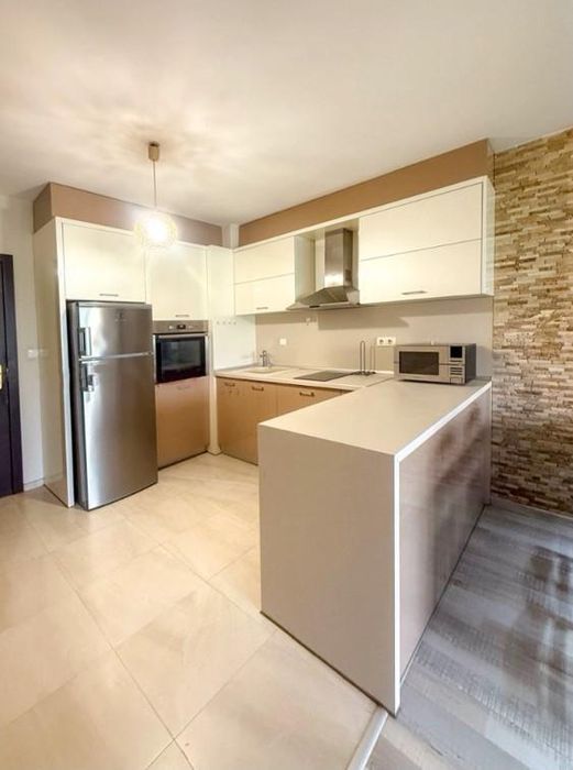 Дава се под наем Двустаен апартамент в София, Студентски град - 88 кв.м за 699 € - Снимка #3