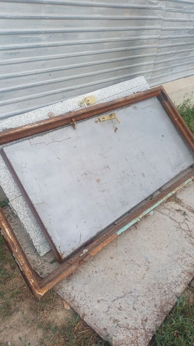 Екі темір есік сатылады