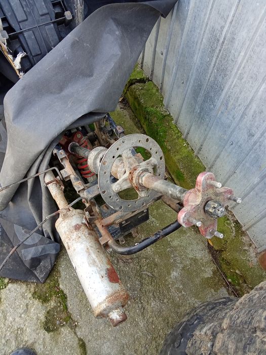 Dezmembrez ATV Dinli ,Kymco , SMC Jumbo 300 cc, preturi accesibile !