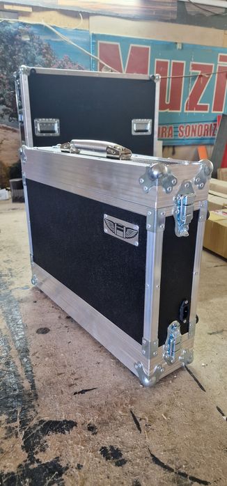 Flightcase la comandă!