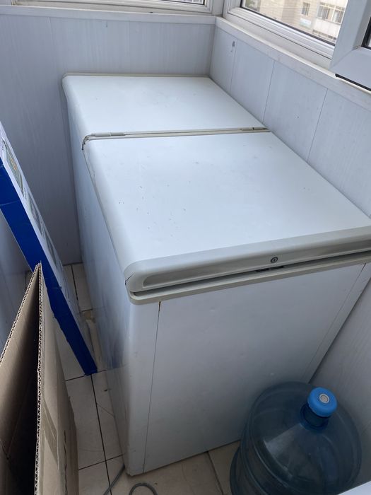 Продам морозильник срочно