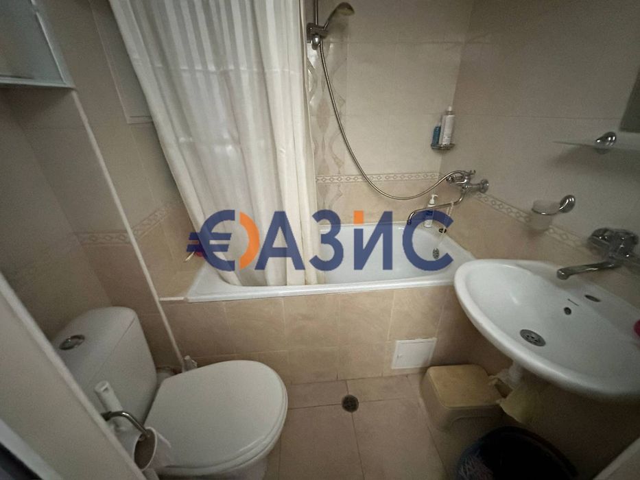 Продава се Двустаен апартамент в к.к. Слънчев бряг - 48 кв.м за 1219 €/кв.м - Снимка #6