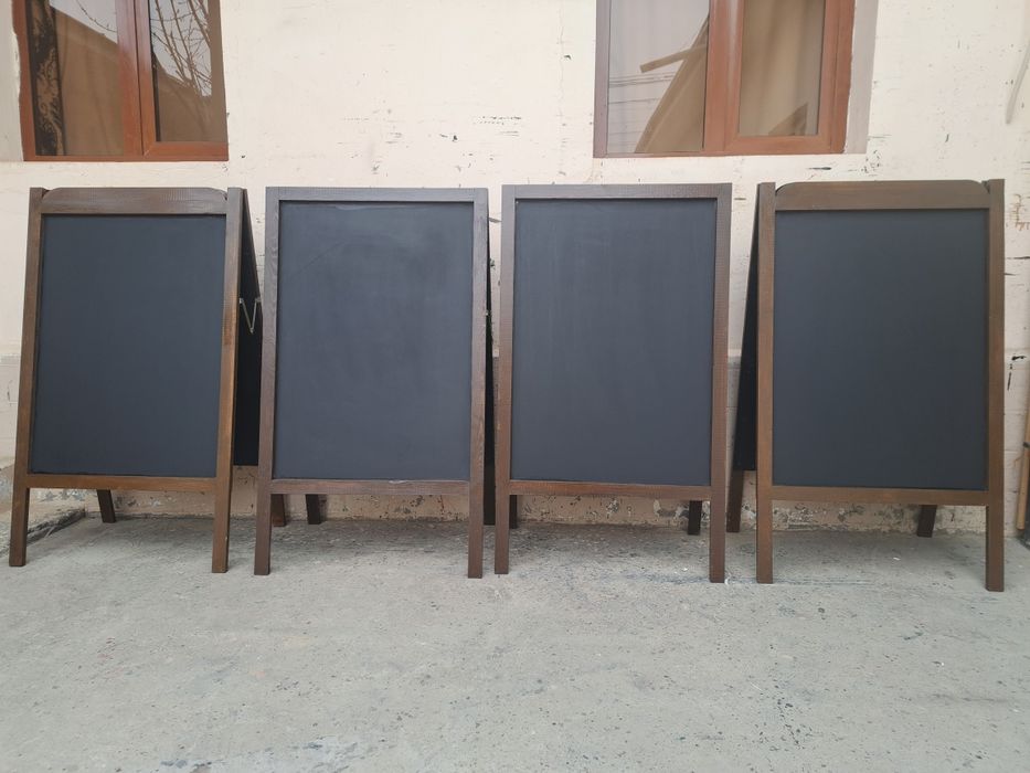 Меловая доска. Меню доска для кафе ресторан.