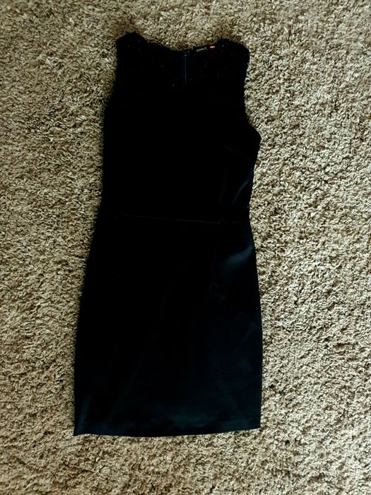 Rochita only cu dantela