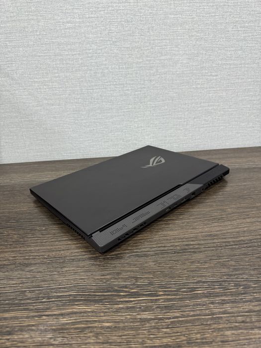 Asus ROG G713 Ryzen-5 (Аналог intel Core i7) RTX3050Ti 17.3 Дисплей!