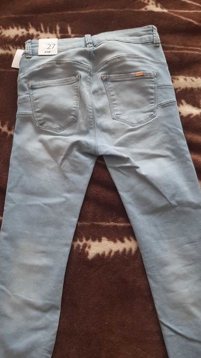 Дамски светлосини дънки